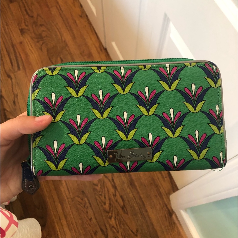 Vera Bradley wallet